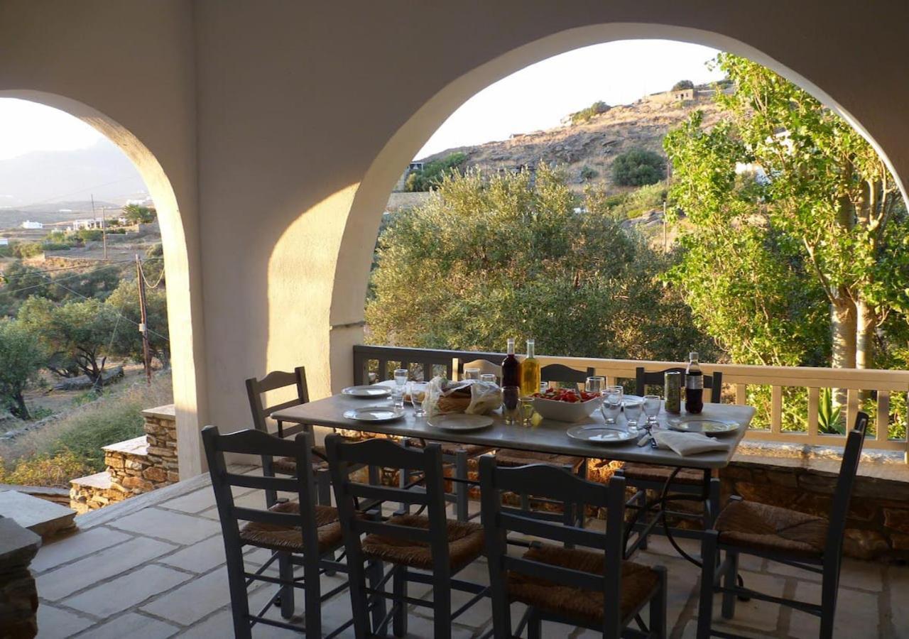 Romano Garden House - Land Tales Agios Romanos Esterno foto