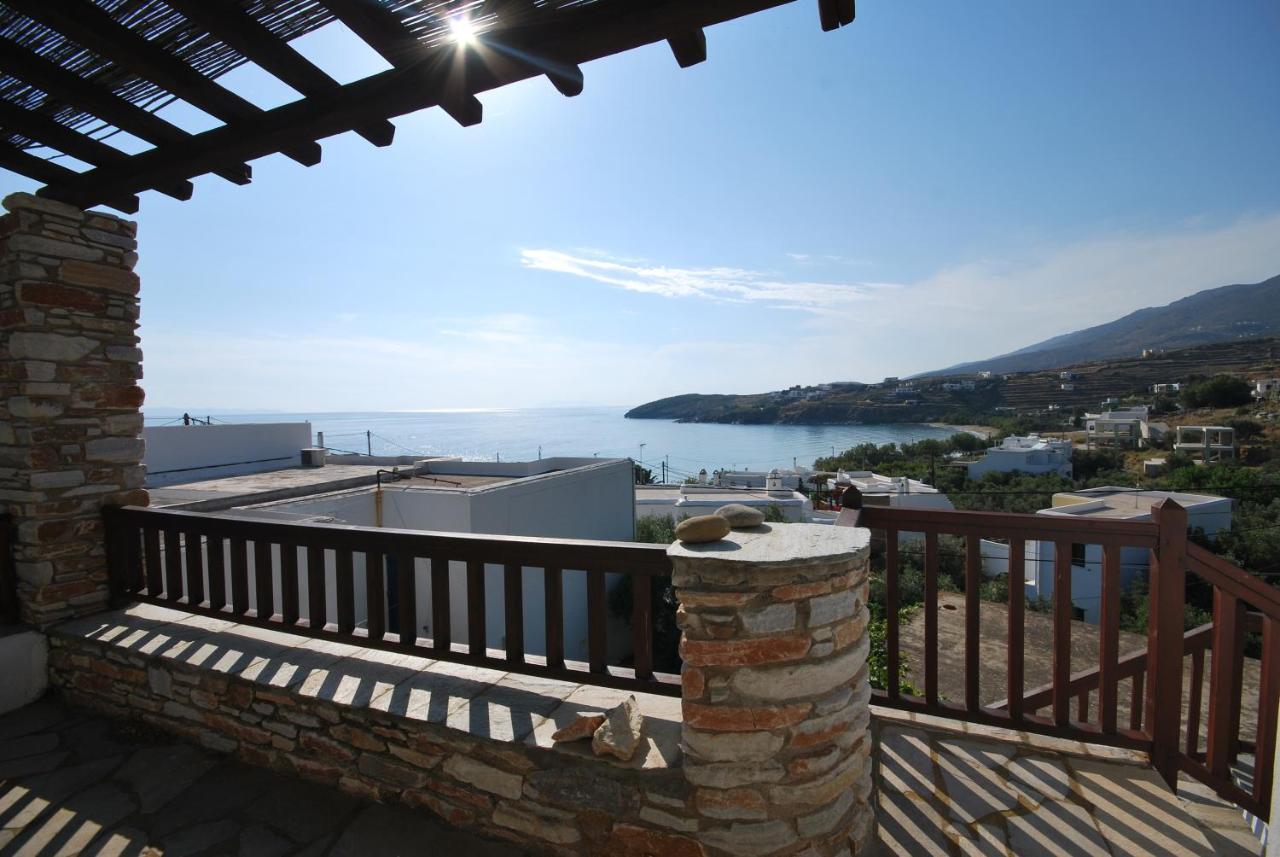 Romano Garden House - Land Tales Agios Romanos Esterno foto