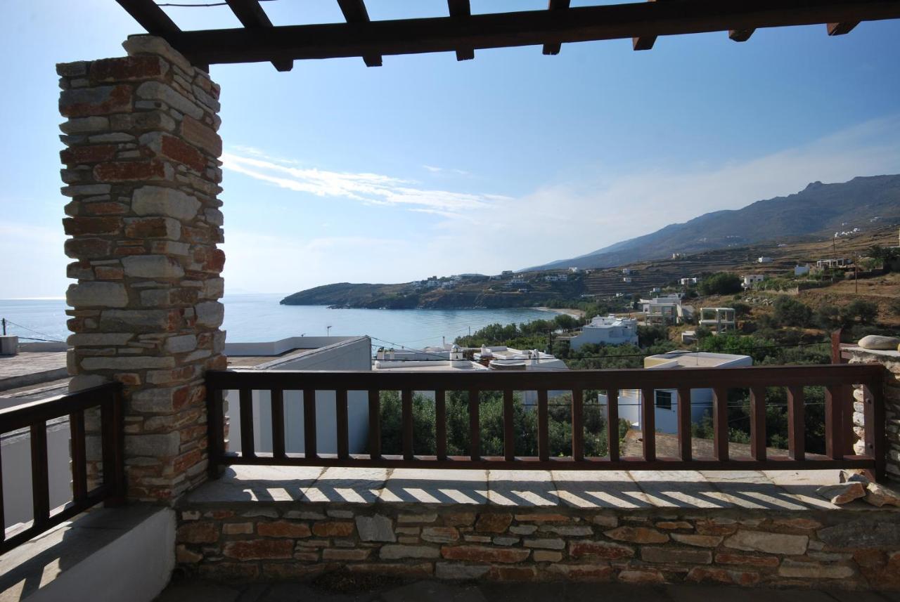 Romano Garden House - Land Tales Agios Romanos Esterno foto