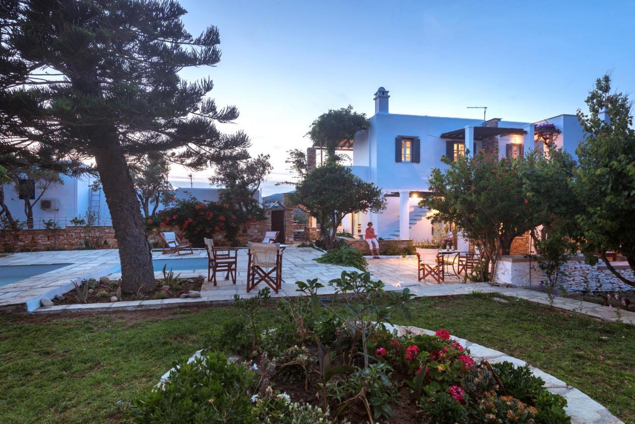 Romano Garden House - Land Tales Agios Romanos Esterno foto